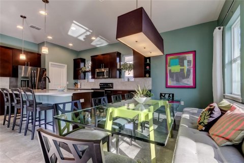 Villa ou maison à vendre à Tampa, Floride: 4 chambres, 319.58 m2 № 2129080 - photo 17
