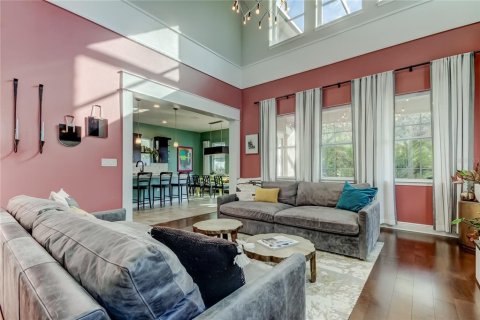 Villa ou maison à vendre à Tampa, Floride: 4 chambres, 319.58 m2 № 2129080 - photo 8