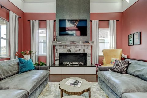 Villa ou maison à vendre à Tampa, Floride: 4 chambres, 319.58 m2 № 2129080 - photo 10