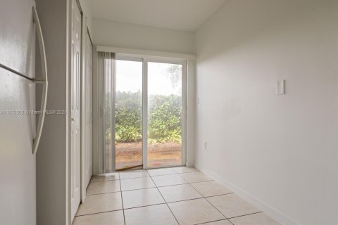 Copropriété à louer à Homestead, Floride: 2 chambres, 85.47 m2 № 1896257 - photo 6