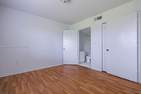 Copropriété à louer à Homestead, Floride: 2 chambres, 85.47 m2 № 1896257 - photo 8