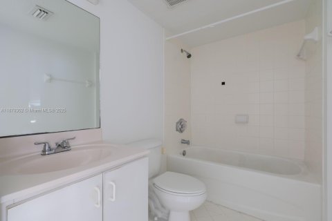 Copropriété à louer à Homestead, Floride: 2 chambres, 85.47 m2 № 1896257 - photo 11