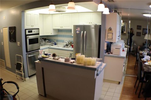 Condo in Saint Petersburg, Florida, 1 bedroom  № 1541597 - photo 6