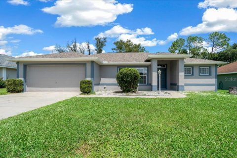 Casa en venta en Ocala, Florida, 4 dormitorios, 180.79 m2 № 2280164 - foto 2