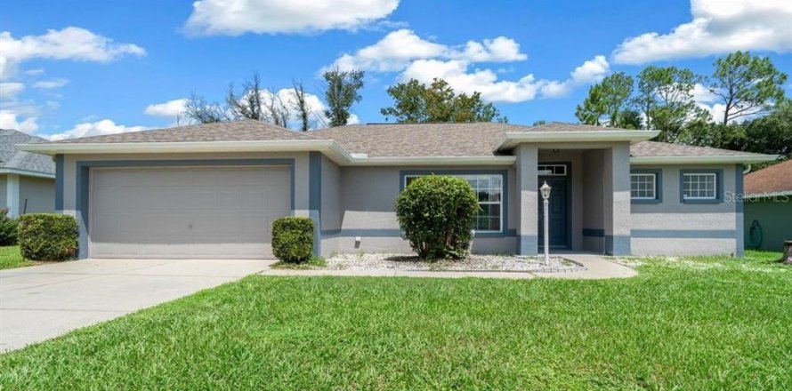 Casa en Ocala, Florida 4 dormitorios, 180.79 m2 № 2280164