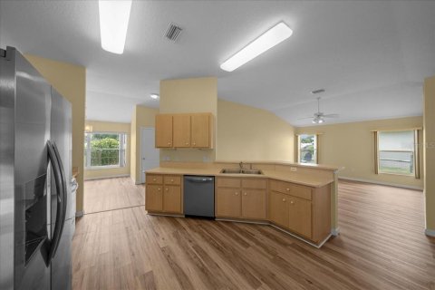 Casa en venta en Ocala, Florida, 4 dormitorios, 180.79 m2 № 2280164 - foto 9