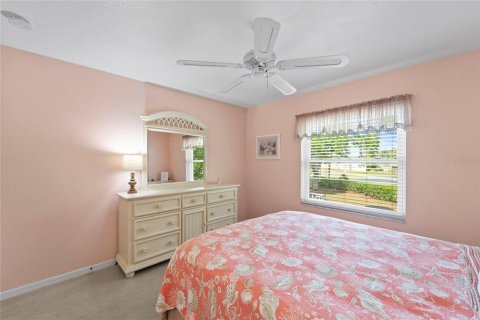 Condo in North Port, Florida, 2 bedrooms  № 1603312 - photo 18