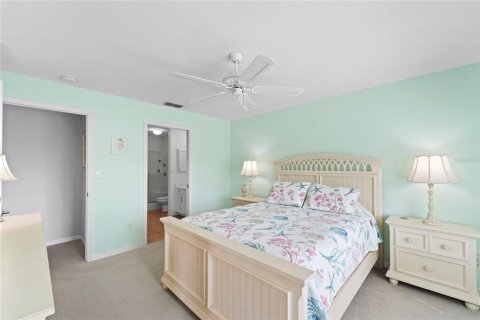 Condo in North Port, Florida, 2 bedrooms  № 1603312 - photo 25