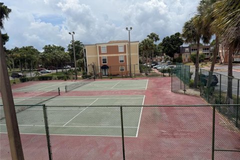 Copropriété à vendre à Orlando, Floride: 2 chambres, 108.23 m2 № 2097193 - photo 28