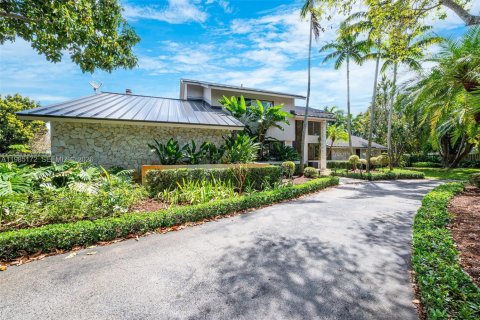 Купить виллу или дом в Майами, Флорида 5 спален, 359.72м2, № 2056058 - фото 4