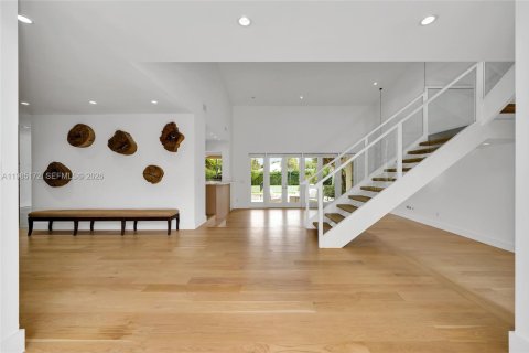 Купить виллу или дом в Майами, Флорида 5 спален, 359.72м2, № 2056058 - фото 7