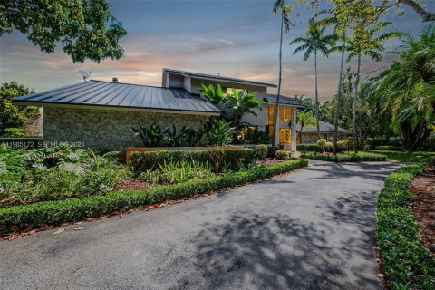 Купить виллу или дом в Майами, Флорида 5 спален, 359.72м2, № 2056058 - фото 3