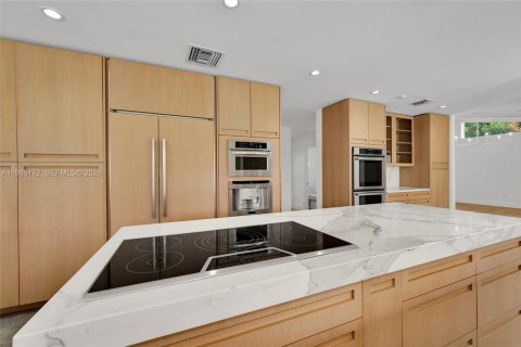Купить виллу или дом в Майами, Флорида 5 спален, 359.72м2, № 2056058 - фото 19