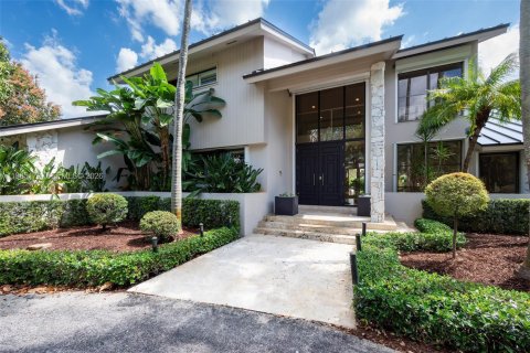 Купить виллу или дом в Майами, Флорида 5 спален, 359.72м2, № 2056058 - фото 5