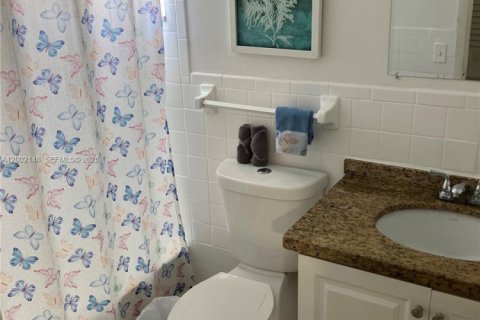 Купить коммерческую недвижимость в Холливуд, Флорида 183.2м2, № 2066798 - фото 9