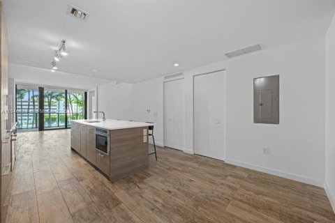 Copropriété à louer à Miami, Floride: 2 chambres, 109.16 m2 № 2002312 - photo 12