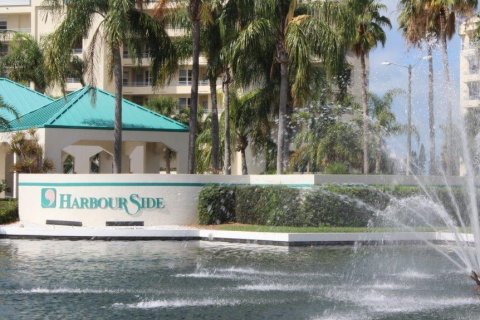Copropriété à louer à South Pasadena, Floride: 2 chambres, 106.37 m2 № 2200901 - photo 27