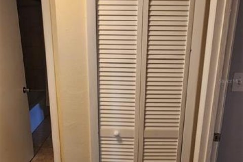 Condo in Orlando, Florida, 1 bedroom  № 1530009 - photo 26