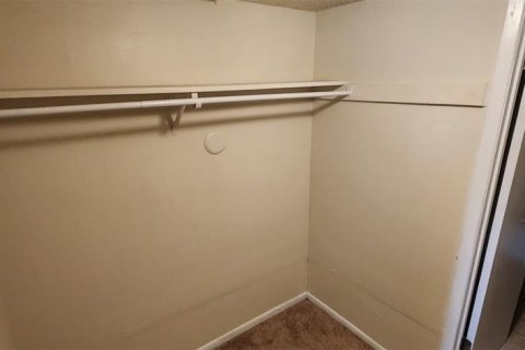 Condominio en venta en Orlando, Florida, 1 dormitorio, 76.64 m2 № 1530009 - foto 25