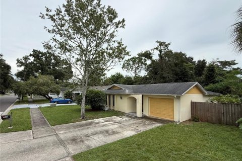 Villa ou maison à vendre à Palm Harbor, Floride: 3 chambres, 115.66 m2 № 2403024 - photo 3