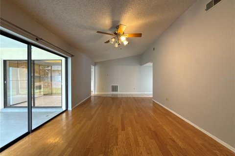 Villa ou maison à vendre à Palm Harbor, Floride: 3 chambres, 115.66 m2 № 2403024 - photo 17