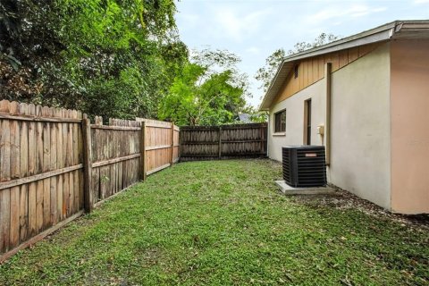 Villa ou maison à vendre à Palm Harbor, Floride: 3 chambres, 115.66 m2 № 2403024 - photo 25