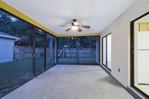 Villa ou maison à vendre à Palm Harbor, Floride: 3 chambres, 115.66 m2 № 2403024 - photo 24