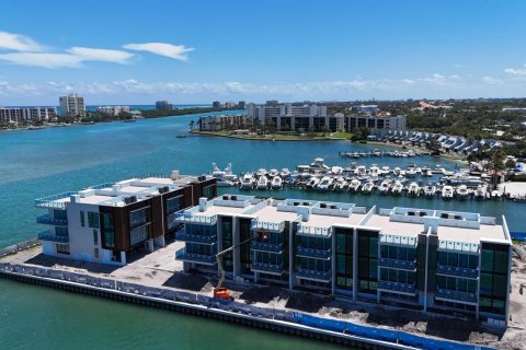Touwnhouse à vendre à Jupiter, Floride: 3 chambres, 329.8 m2 № 2175545 - photo 9
