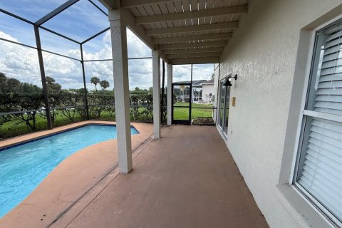 House in Kissimmee, Florida 4 bedrooms, 233.74 sq.m. № 2210981 - photo 27