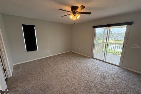 House in Kissimmee, Florida 4 bedrooms, 233.74 sq.m. № 2210981 - photo 17