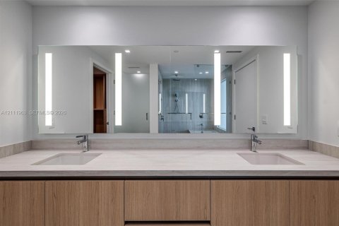 Copropriété à vendre à North Miami, Floride: 2 chambres, 145.95 m2 № 2432099 - photo 19
