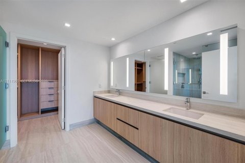 Copropriété à vendre à North Miami, Floride: 2 chambres, 145.95 m2 № 2432099 - photo 20