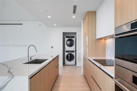 Copropriété à vendre à North Miami, Floride: 2 chambres, 145.95 m2 № 2432099 - photo 12
