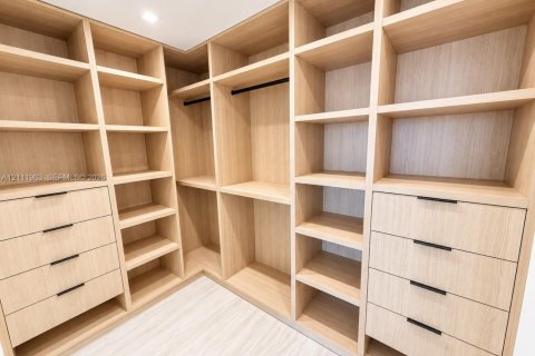 Copropriété à vendre à North Miami, Floride: 2 chambres, 145.95 m2 № 2432099 - photo 21