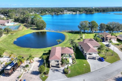 House in Polk City, Florida 1 bedroom, 73.95 sq.m. № 1551779 - photo 20