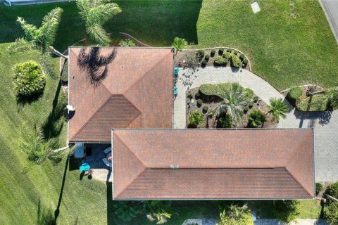 House in Polk City, Florida 1 bedroom, 73.95 sq.m. № 1551779 - photo 30