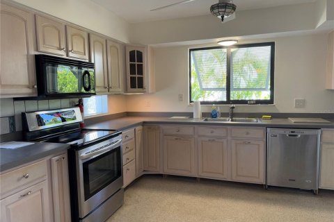 Casa en venta en Punta Gorda, Florida, 2 dormitorios, 148.64 m2 № 1754620 - foto 3