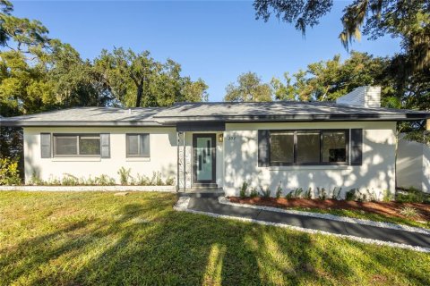 House in Temple Terrace, Florida 3 bedrooms, 194.07 sq.m. № 2393861