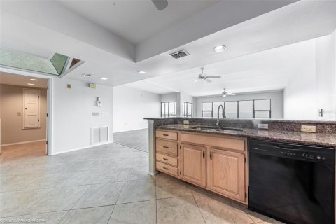 Copropriété à louer à Punta Gorda, Floride: 3 chambres, 178 m2 № 1838577 - photo 5