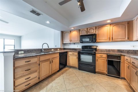 Condominio en alquiler en Punta Gorda, Florida, 3 dormitorios, 178 m2 № 1838577 - foto 2