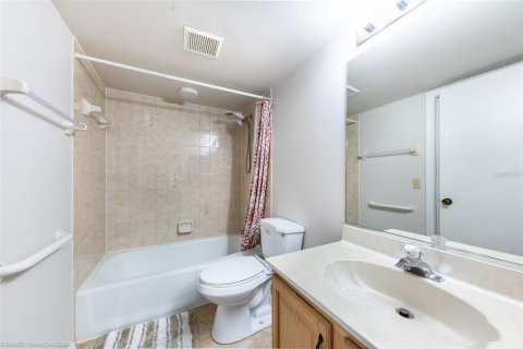 Condominio en alquiler en Punta Gorda, Florida, 3 dormitorios, 178 m2 № 1838577 - foto 11