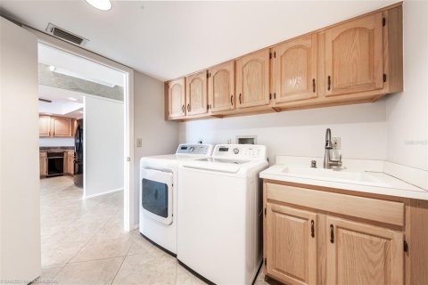 Condominio en alquiler en Punta Gorda, Florida, 3 dormitorios, 178 m2 № 1838577 - foto 8