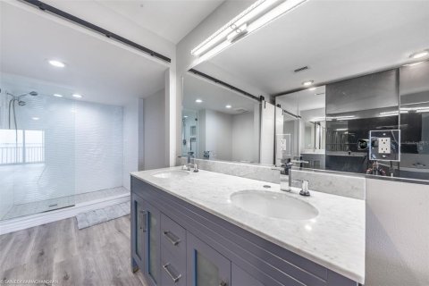 Condominio en alquiler en Punta Gorda, Florida, 3 dormitorios, 178 m2 № 1838577 - foto 16