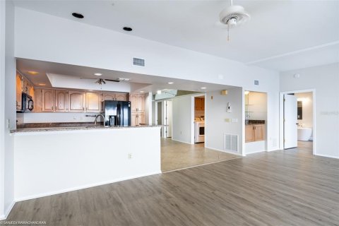 Condominio en alquiler en Punta Gorda, Florida, 3 dormitorios, 178 m2 № 1838577 - foto 26