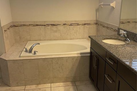 Casa en venta en Riverview, Florida, 4 dormitorios, 192.59 m2 № 1513978 - foto 18