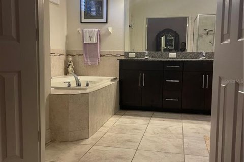 Casa en venta en Riverview, Florida, 4 dormitorios, 192.59 m2 № 1513978 - foto 13