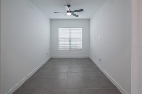 House in Winter Garden, Florida 4 bedrooms, 205.41 sq.m. № 2119526 - photo 25