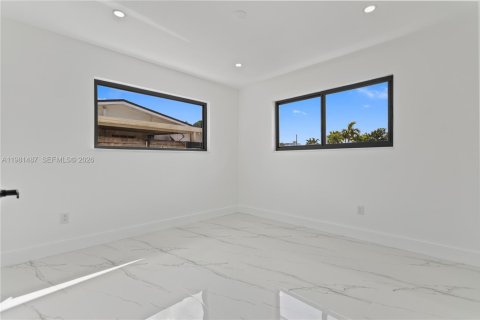 Купить виллу или дом в Хайалиа, Флорида 3 спальни, 129.6м2, № 2043647 - фото 27