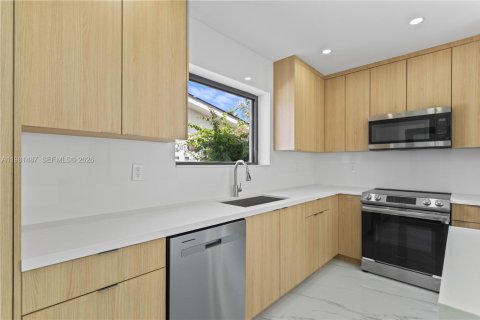 Купить виллу или дом в Хайалиа, Флорида 3 спальни, 129.6м2, № 2043647 - фото 6