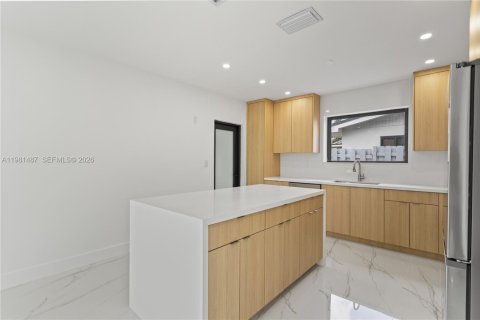 Купить виллу или дом в Хайалиа, Флорида 3 спальни, 129.6м2, № 2043647 - фото 9